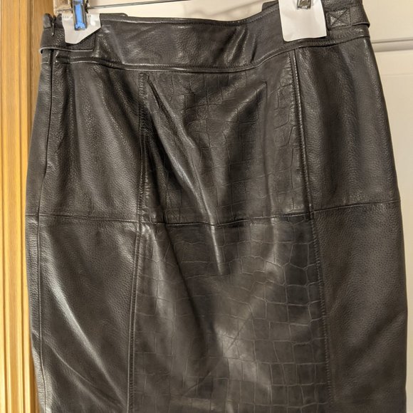 Bagatelle Gray Leather Crocodile Skirt - Picture 3 of 8